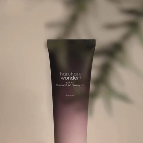 haruharu wonder - Black Rice Moisture 5.5 Soft Cleansing Gel