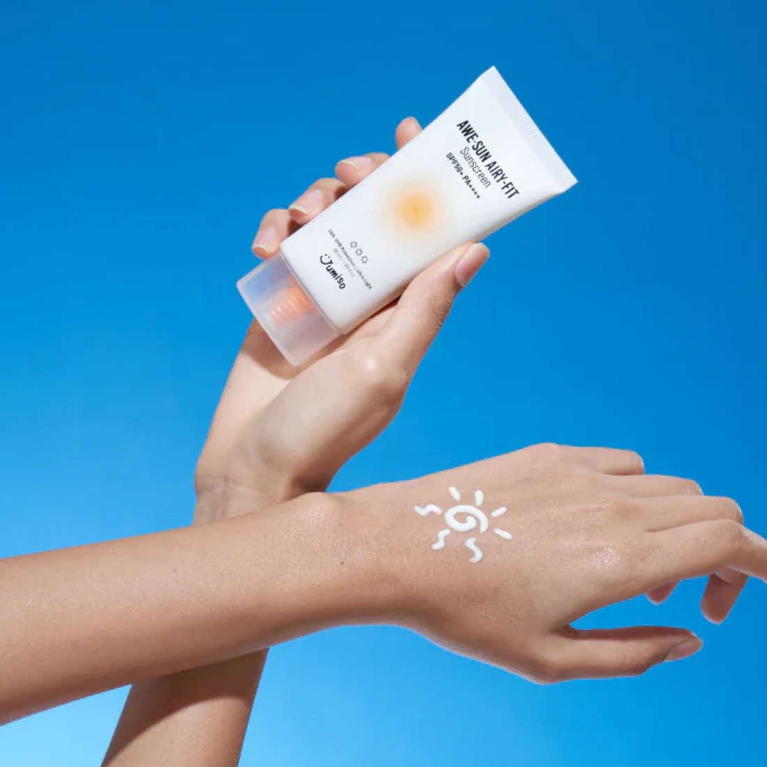 JUMISO Awe-Sun Airy-Fit Sunscreen SPF on the skin