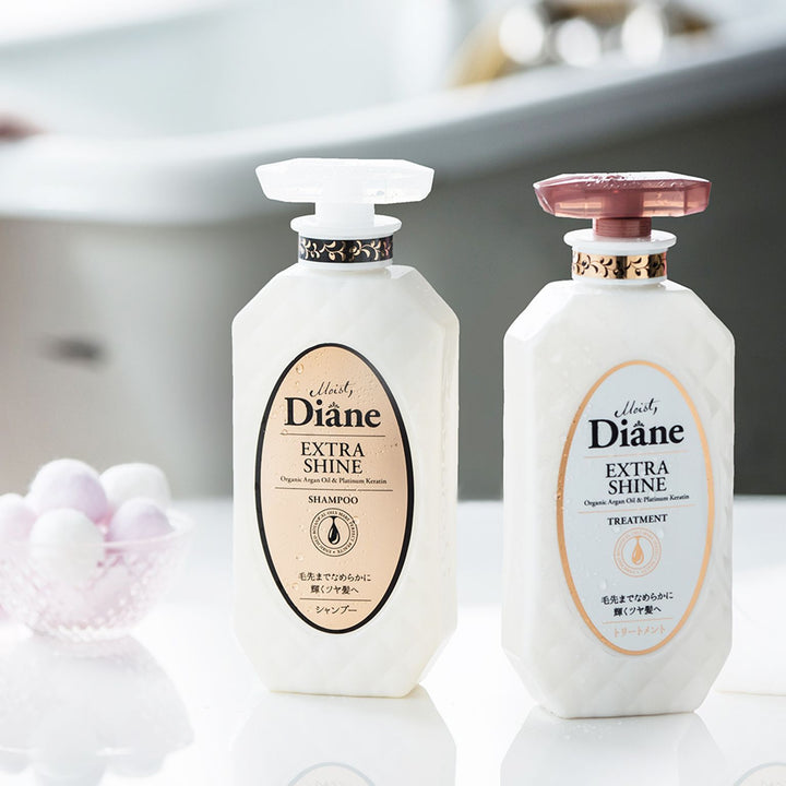 MOIST DIANE Perfect Beauty Extra Moist & Shine Treatment (450ml) - Kiyoko Beauty